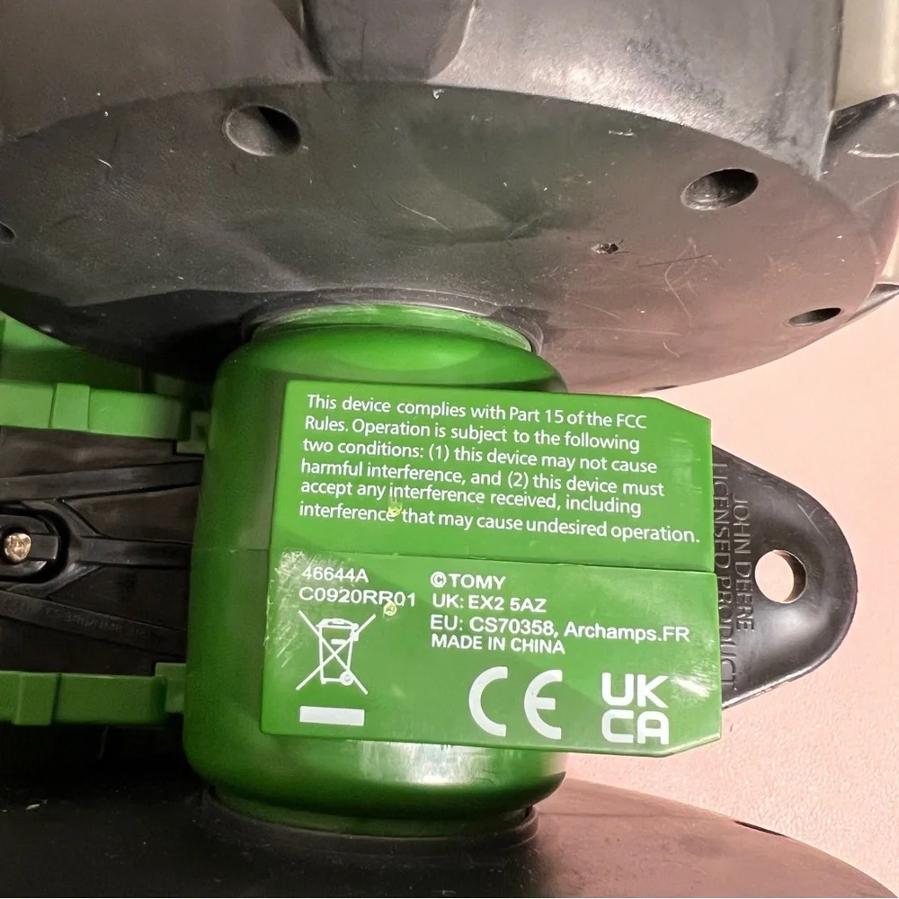 LP68154 - John Deere Monster Treads Deluxe Lightning Wheels Tractor Ex. Conditio